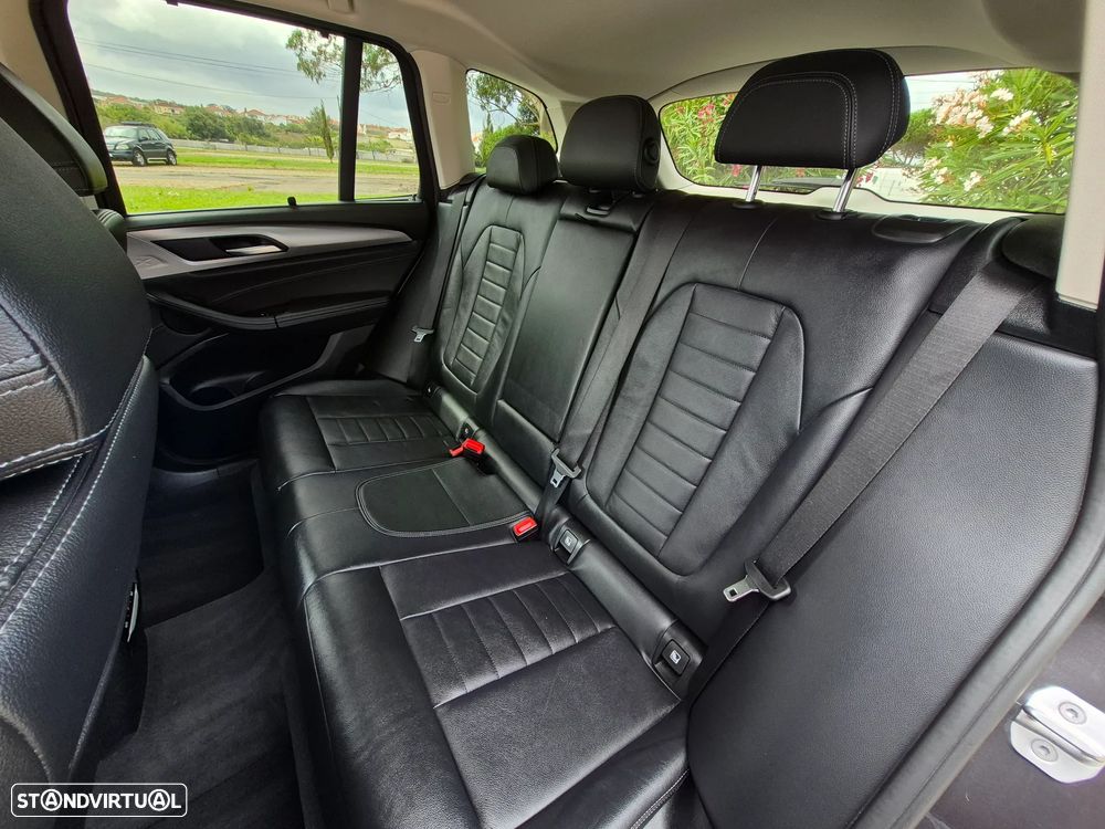 BMW X3 18 d sDrive Auto - 30