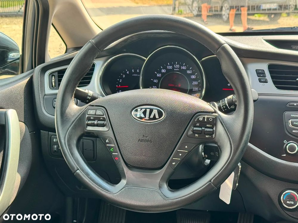 Kia Ceed - 19