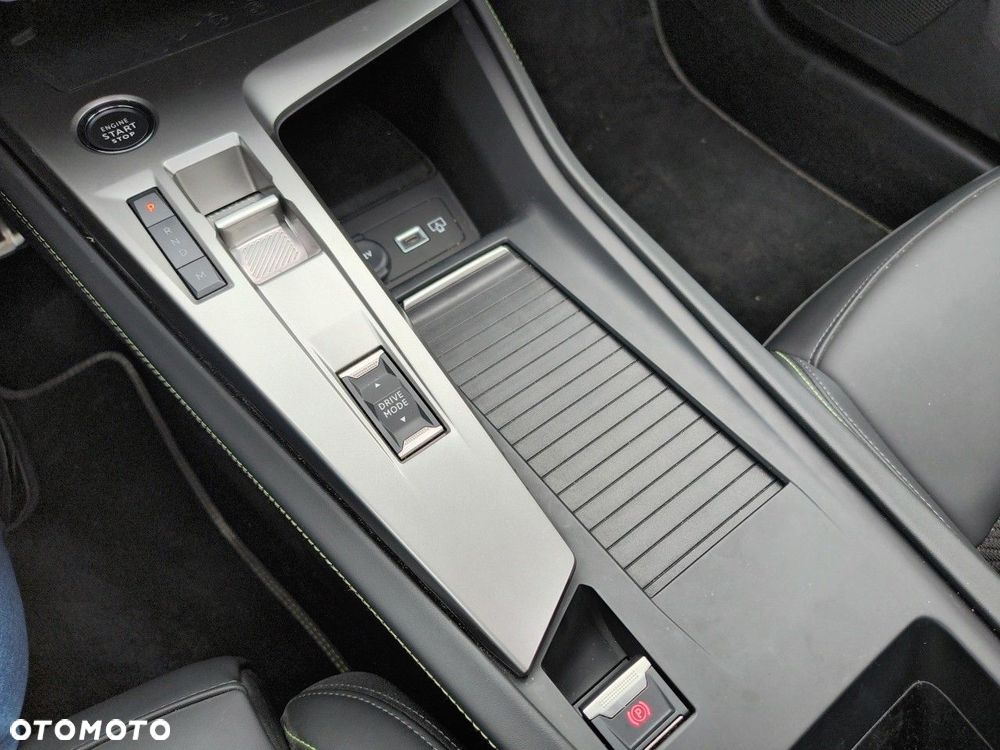 Peugeot 408 1.2 PureTech GT S&S EAT8 - 17