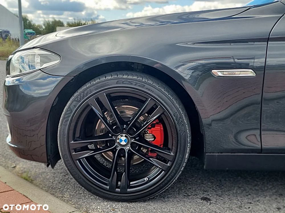 BMW Seria 5 520d Luxury Line sport - 17