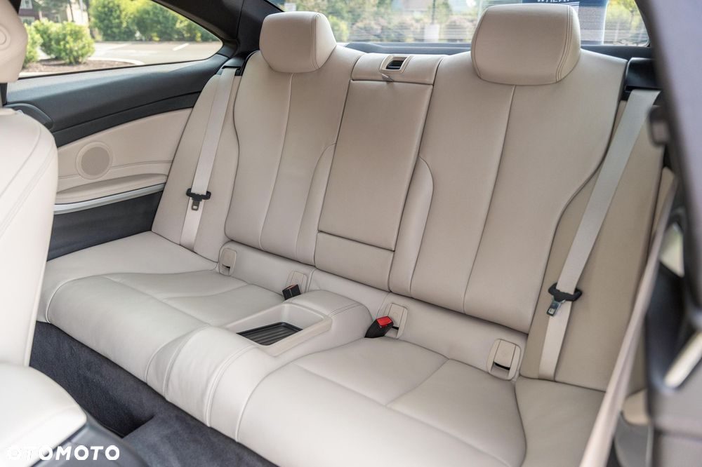 BMW Seria 4 435i xDrive M Sport - 36