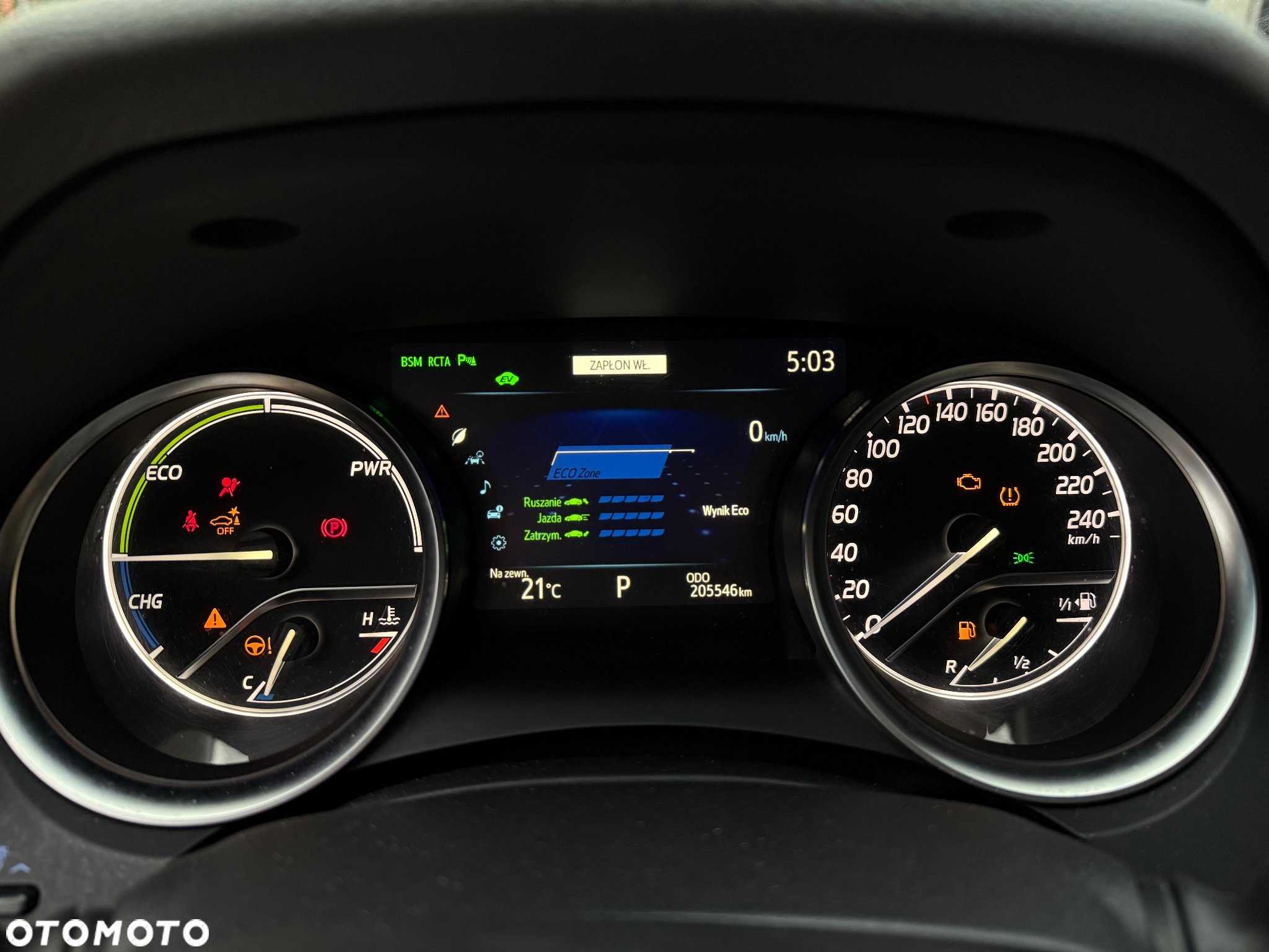 Toyota Camry - 11