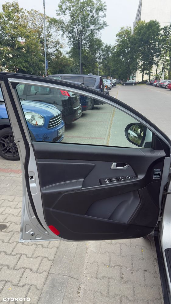 Kia Sportage 2,0 CRDI AWD Spirit - 17