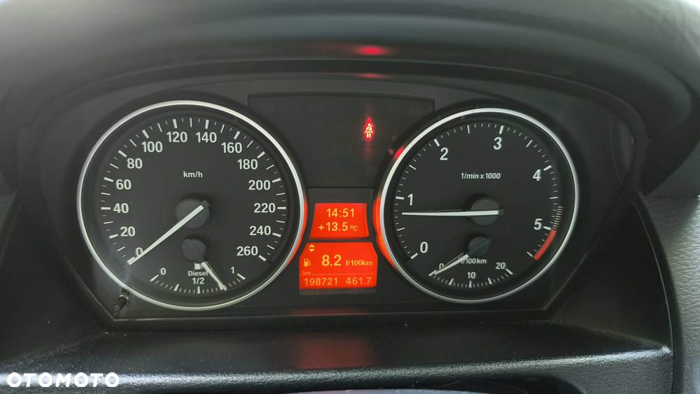 BMW X1 xDrive20d - 17