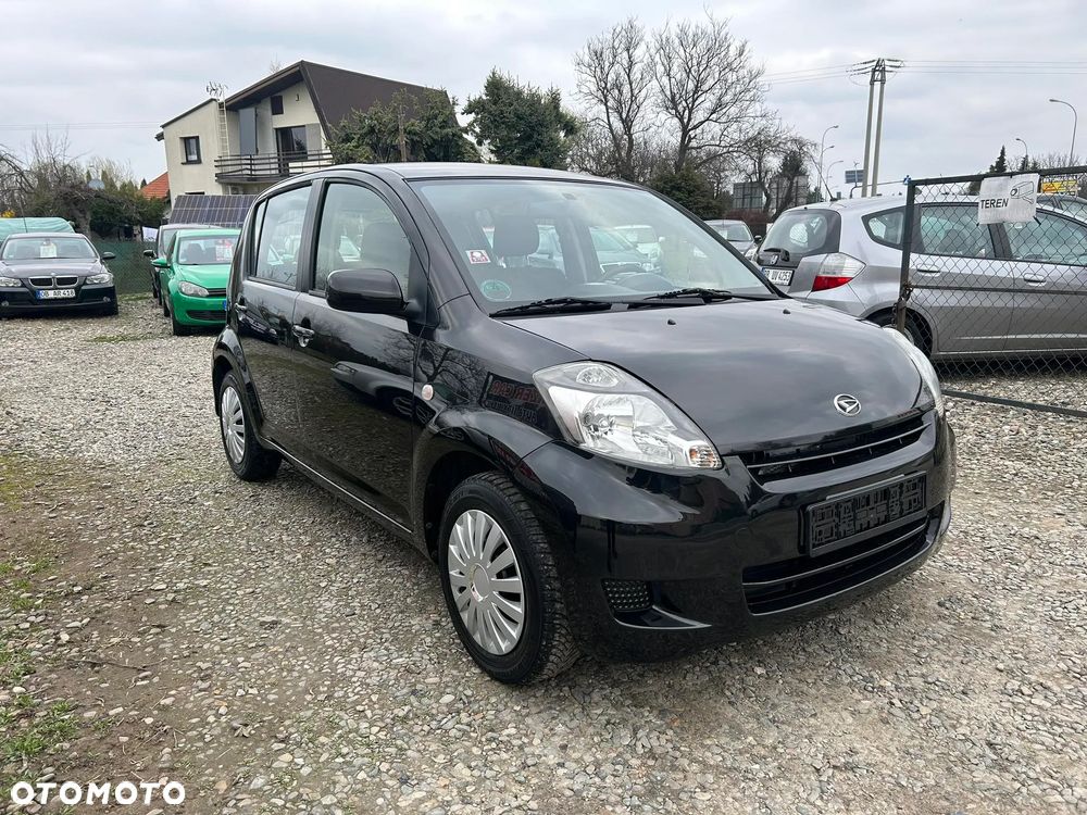 Daihatsu Sirion 1.3 - 15