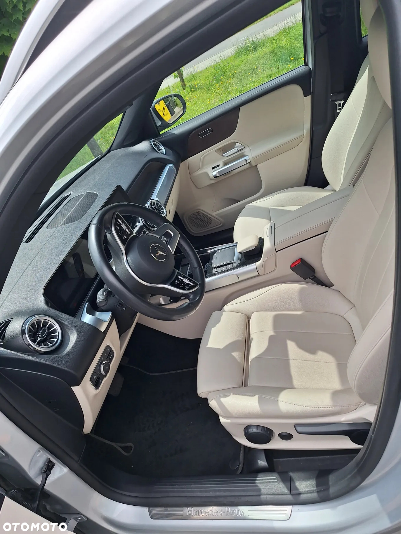 Mercedes-Benz GLB 250 4-Matic 8G-DCT - 8