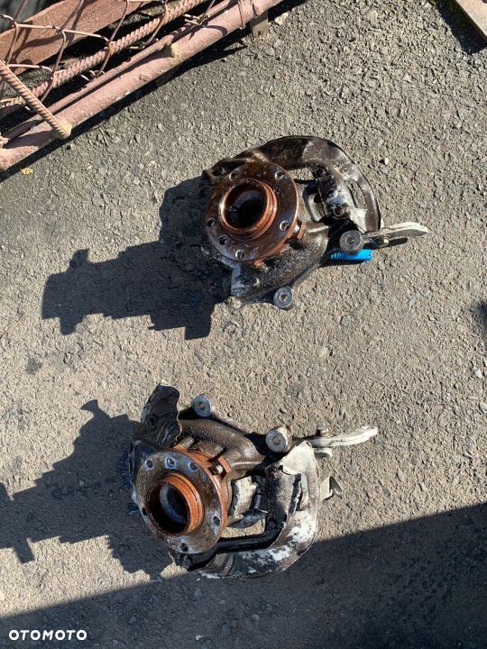 ZWROTNICA PRZEDNIA PRAWA KOMPLETNA BMW E39 - 2