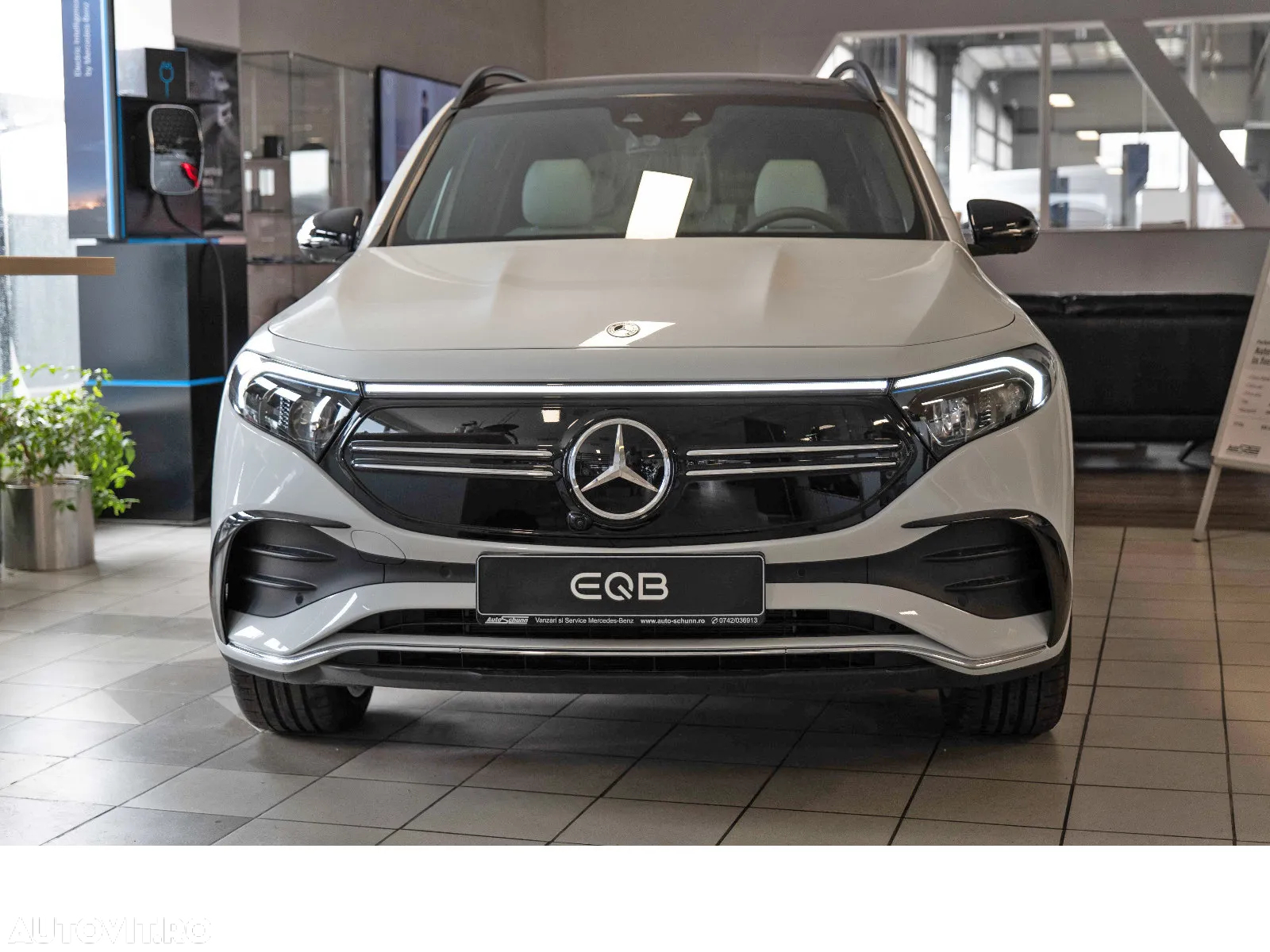 Mercedes-Benz EQB 300 4Matic Edition 1 - 3