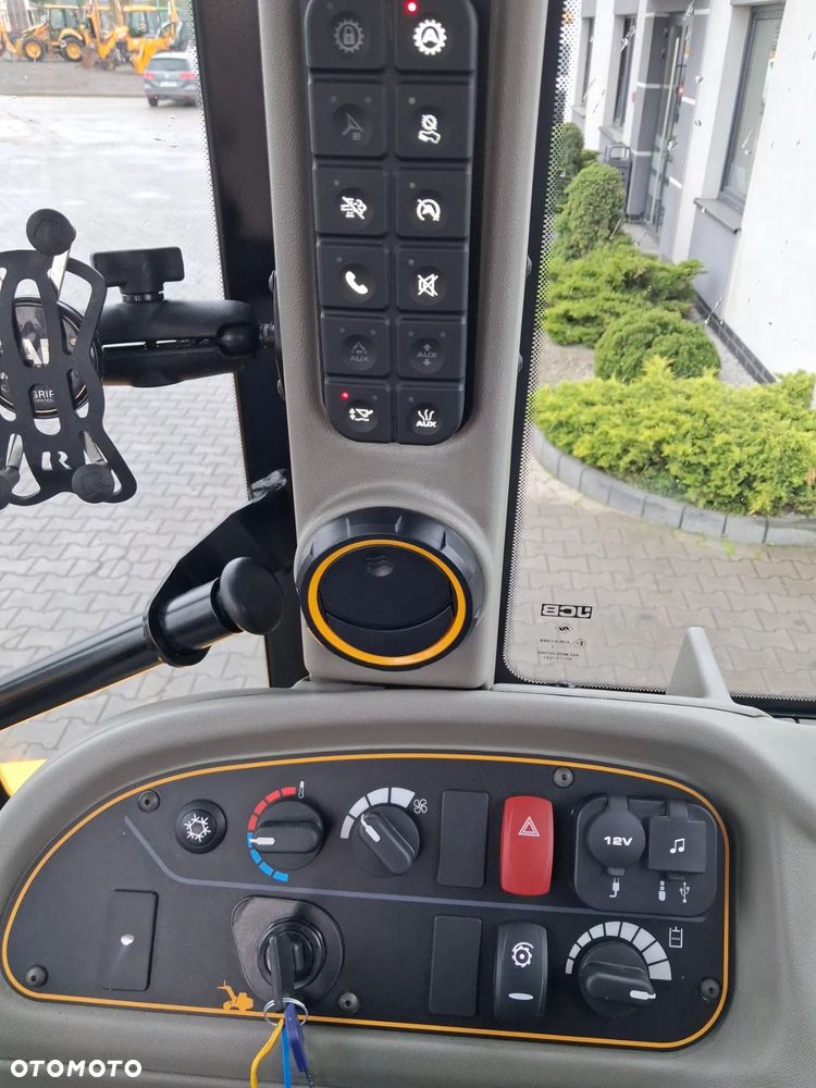 JCB TM 320 S AGRI - 16