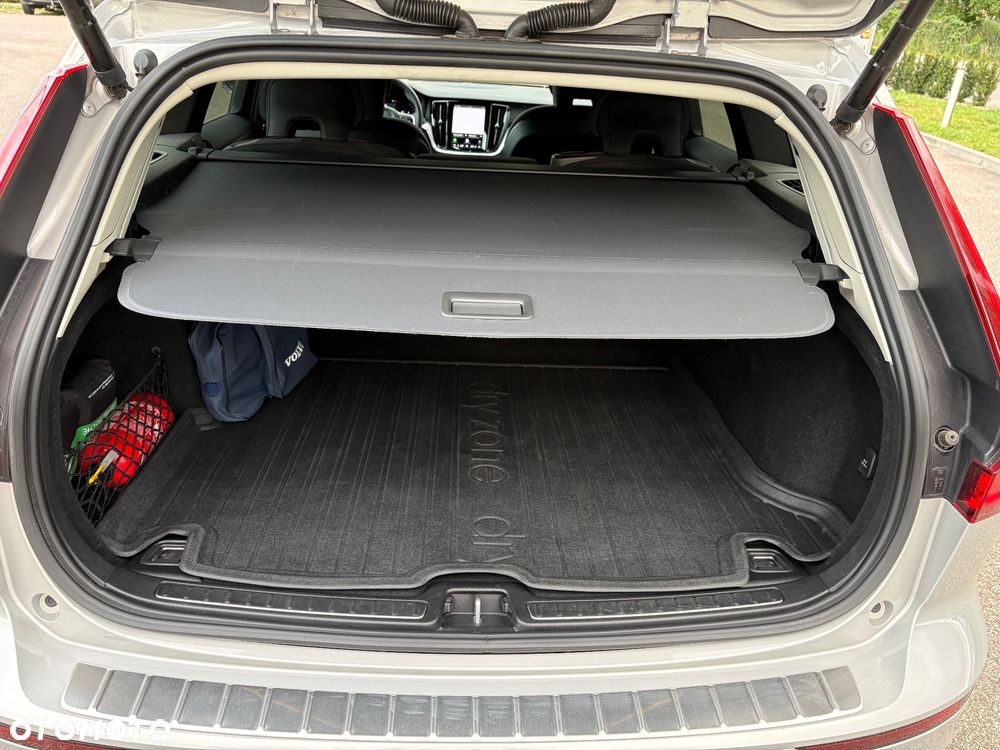 Volvo V60 B4 D Core - 14