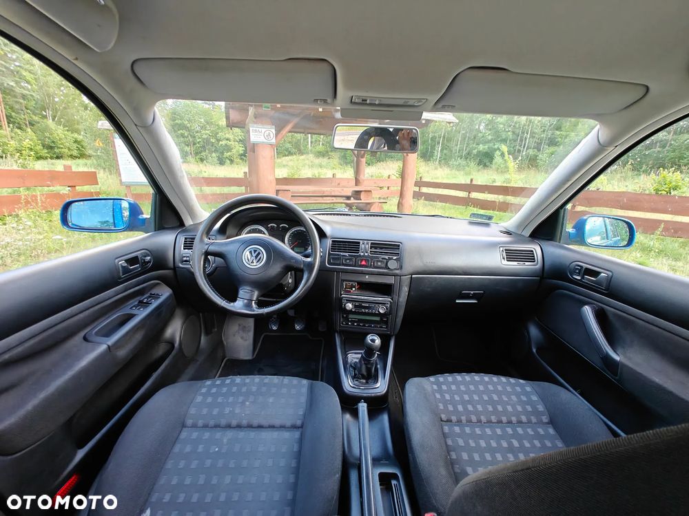 Volkswagen Bora - 2