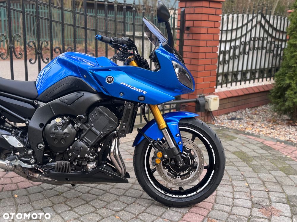 Yamaha FZ8 - 10