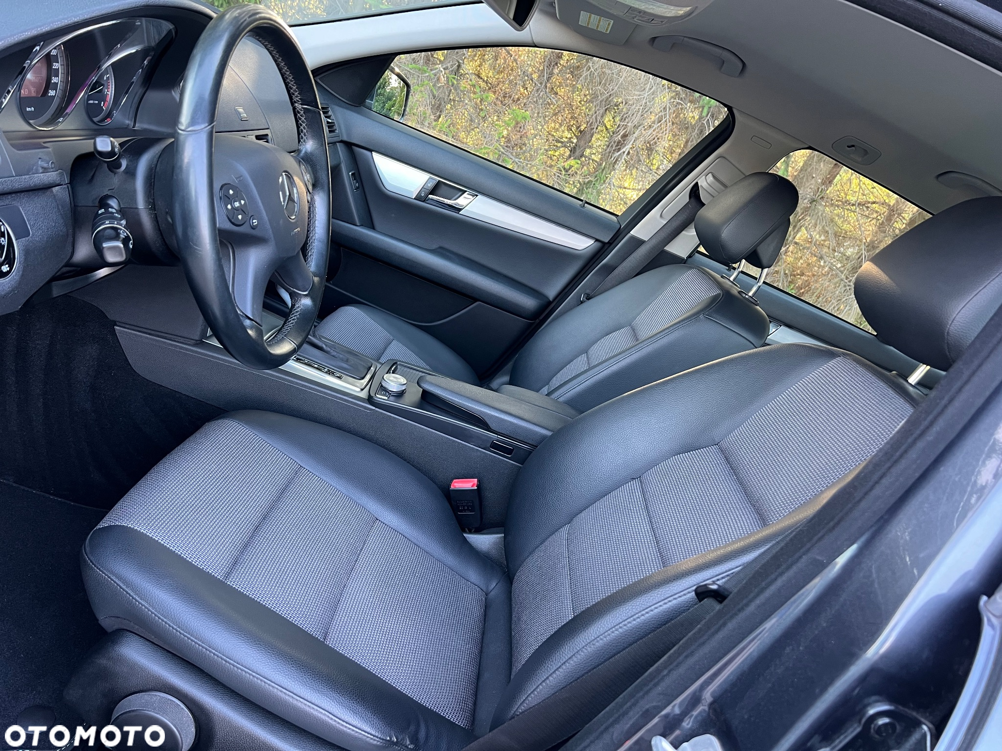 Mercedes-Benz Klasa C 200 T (BlueEFFICIENCY) 7G-TRONIC - 14