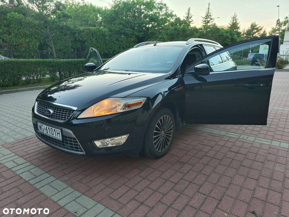 Ford Mondeo 2.0 TDCi Ambiente - 11
