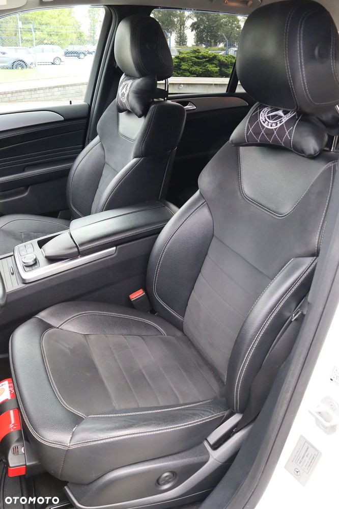 Mercedes-Benz ML - 10
