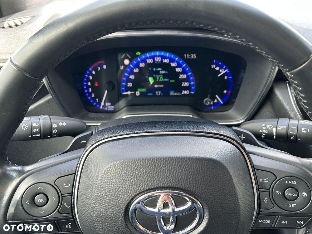 Toyota Corolla - 11