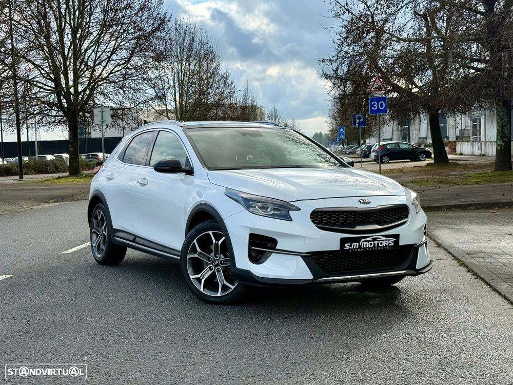 Kia XCeed 1.4 T-GDI Tech+SRF 7DCT - 1