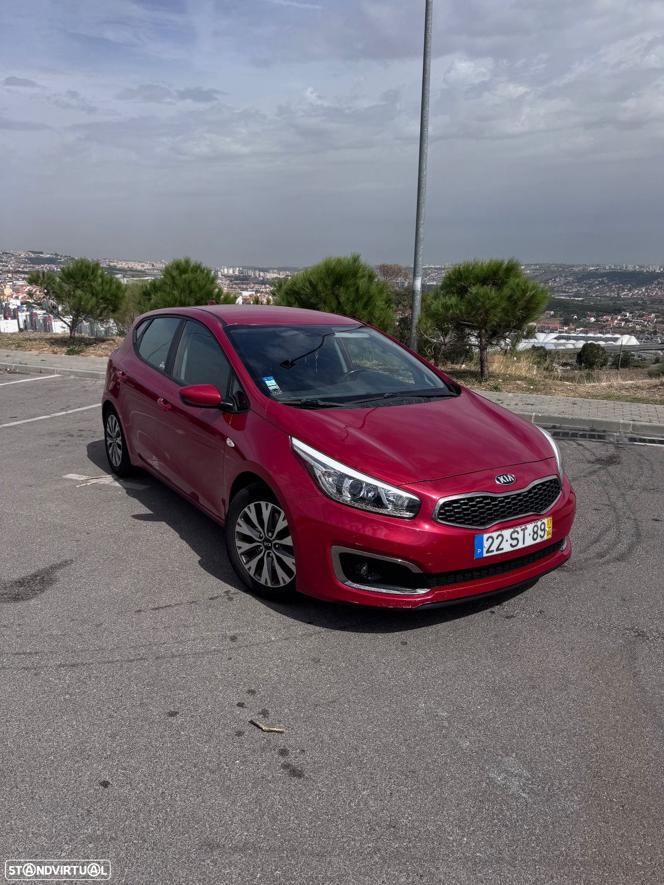 Kia Ceed 1.4 CRDi Nav Line - 1