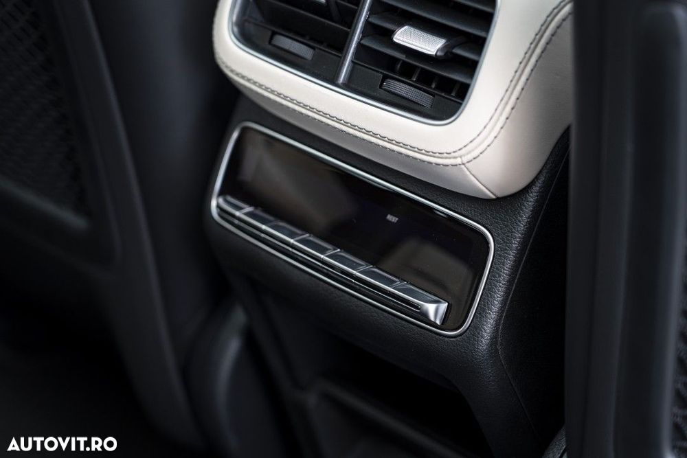 Mercedes-Benz GLE - 36