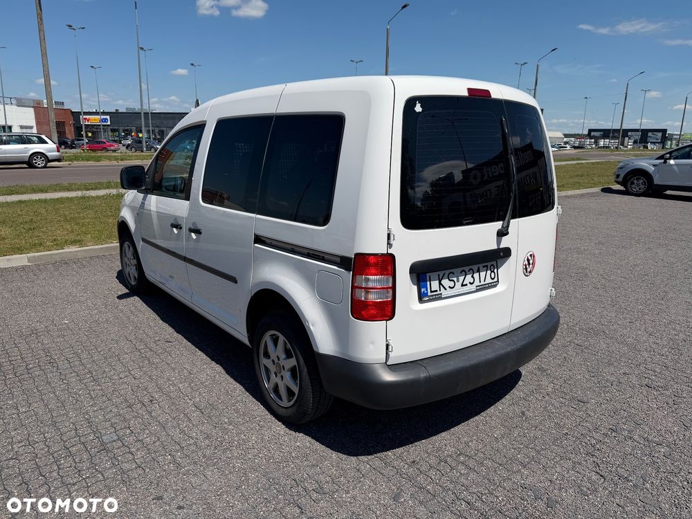 Volkswagen Caddy Comfortline DSG - 4