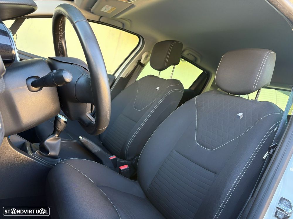 Renault Clio 1.5 dCi Limited - 10