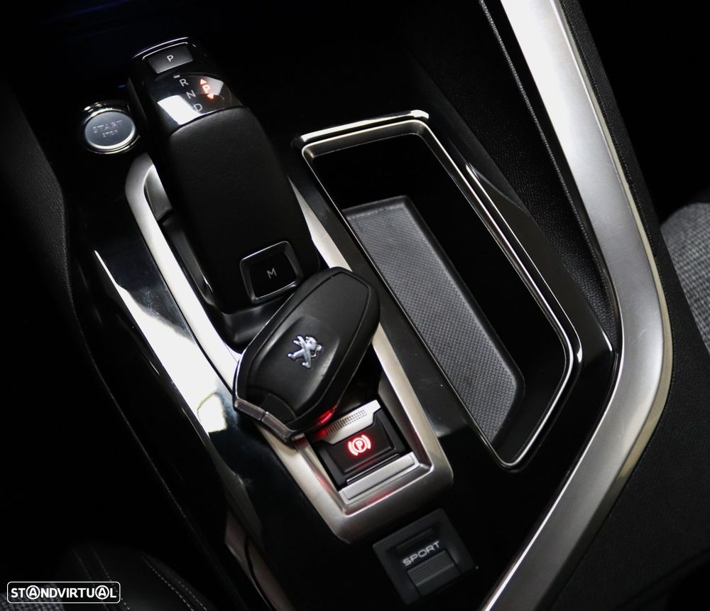 Peugeot 5008 1.5 BlueHDi GT Line EAT8 - 34