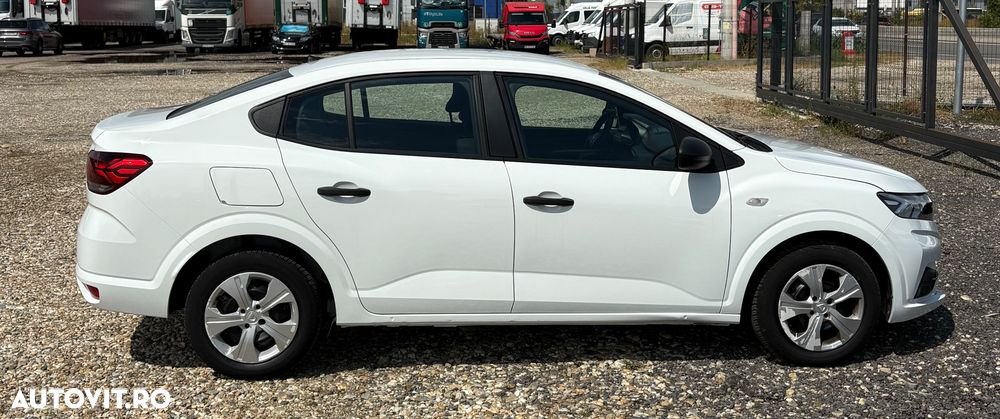 Dacia Logan TCe 90 Essential - 6