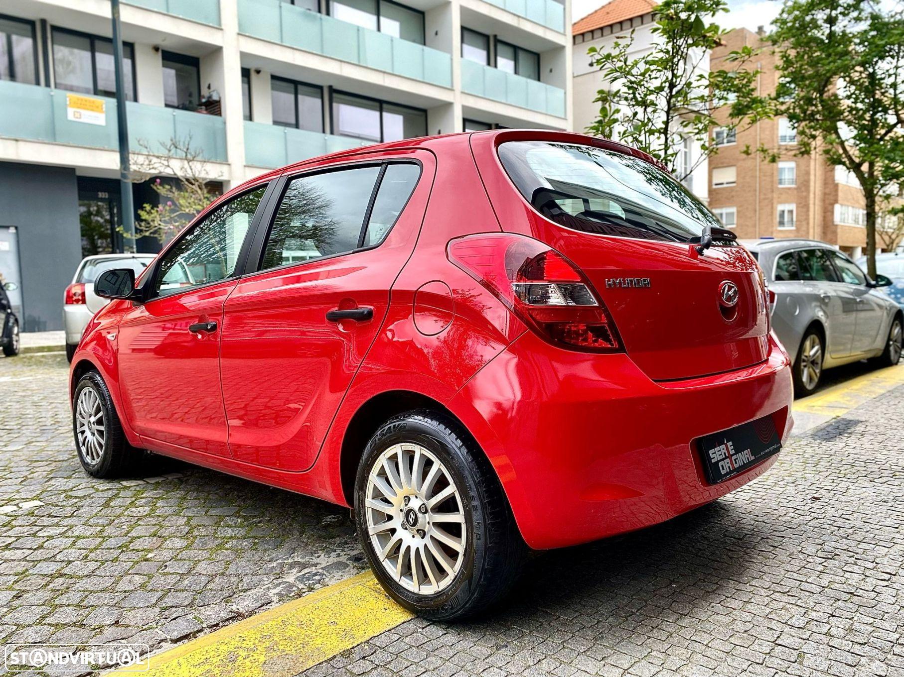 Hyundai i20 blue 1.4 CRDi Classic - 11