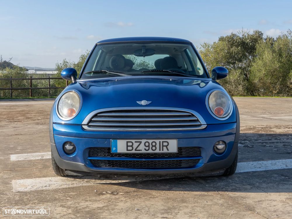 MINI 3 Portas Cooper D - 5