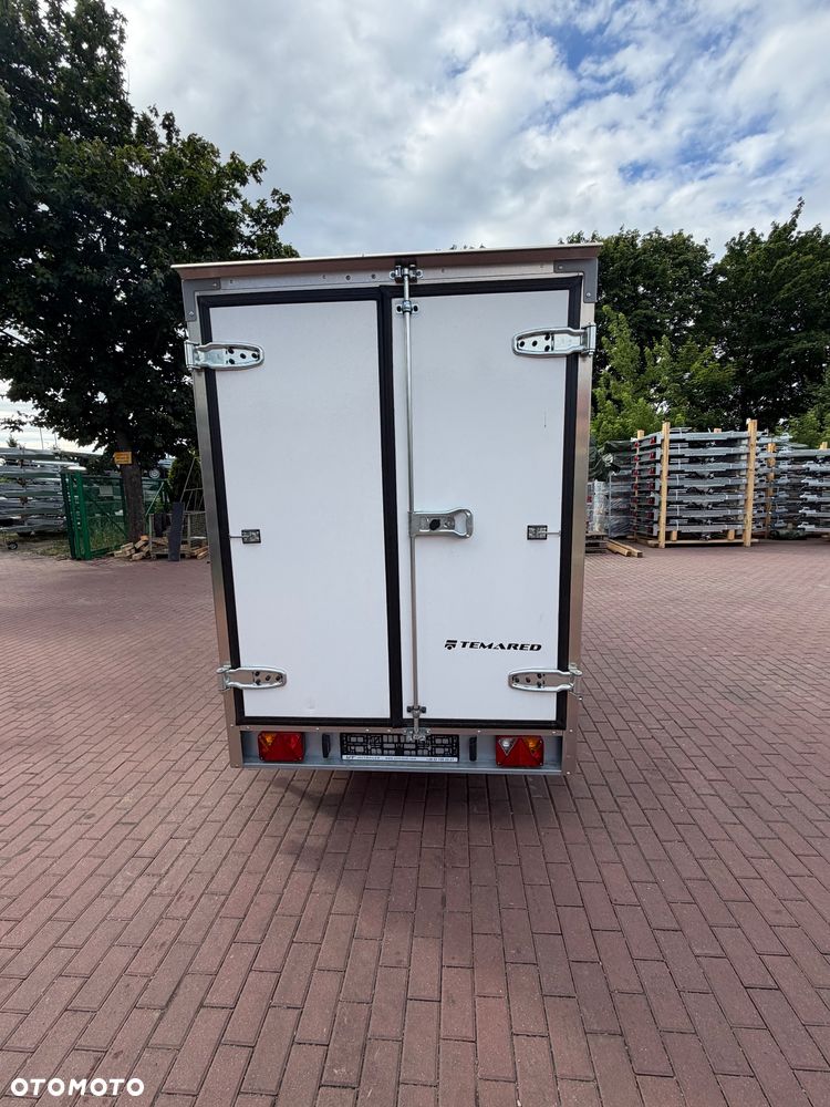 TEMARED Przyczepa izoterma chłodnia TEMARED COOLER 3015 1,8T WYPRZEDAŻ - 4