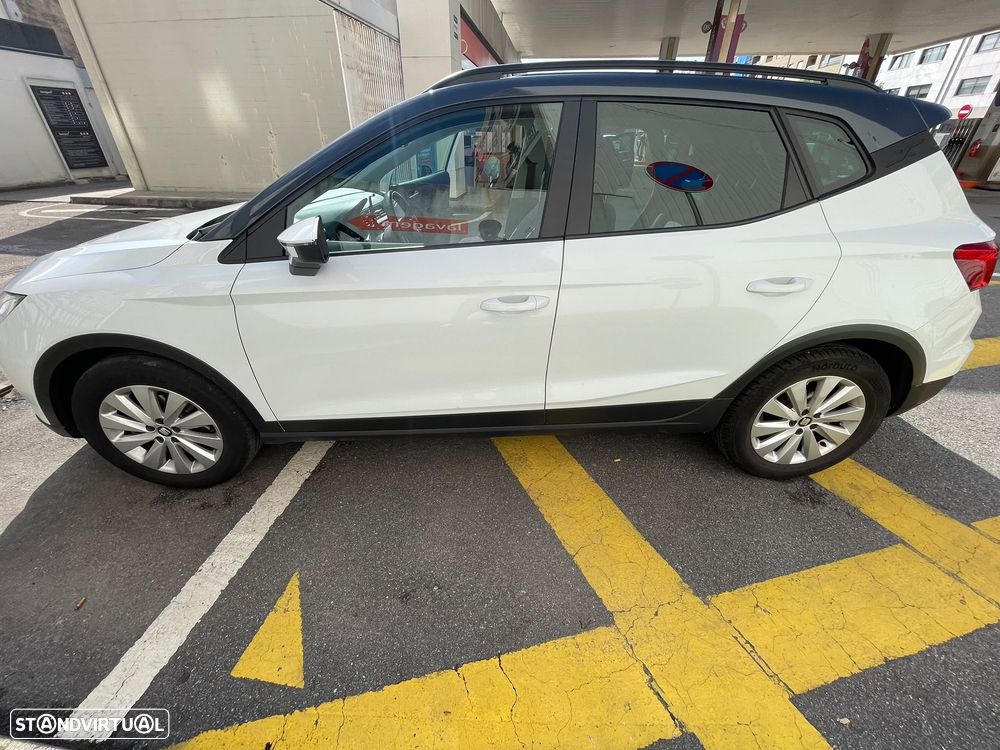 SEAT Arona - 9