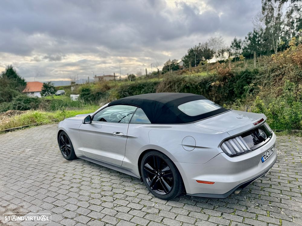 Ford Mustang Cabrio 2.3 Eco Boost - 4
