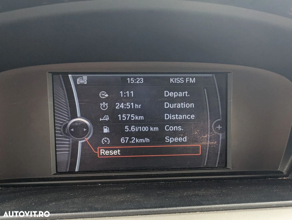 BMW Seria 3 318d Touring - 13