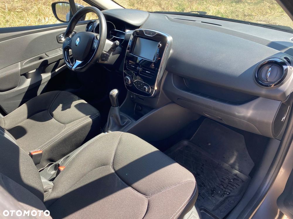 Renault Clio TCe 90 Dynamique - 14