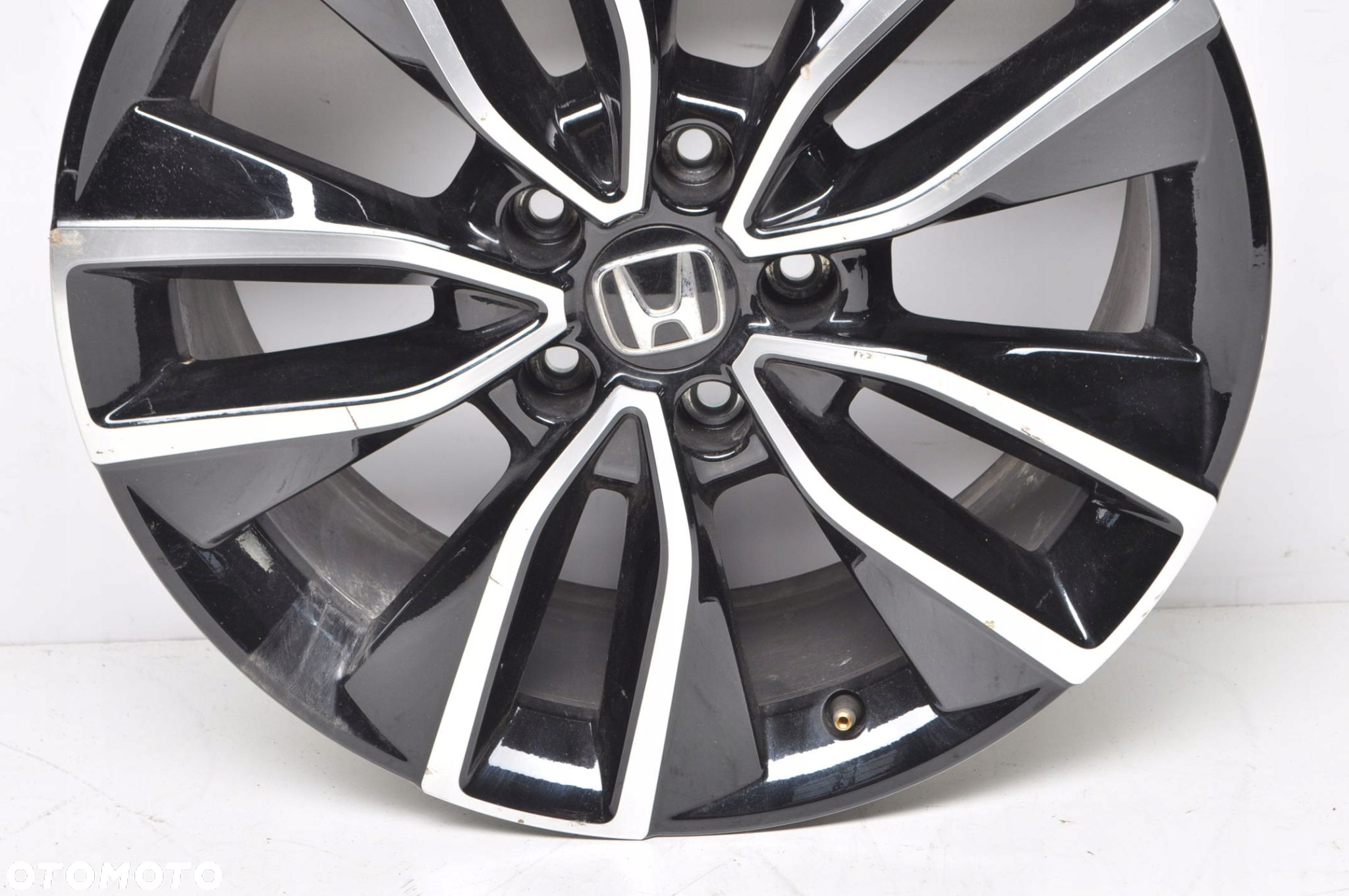 FELGA ALUMINIOWA HONDA R18" 7.5J 5X114.3 ET55  3M018075A - 2