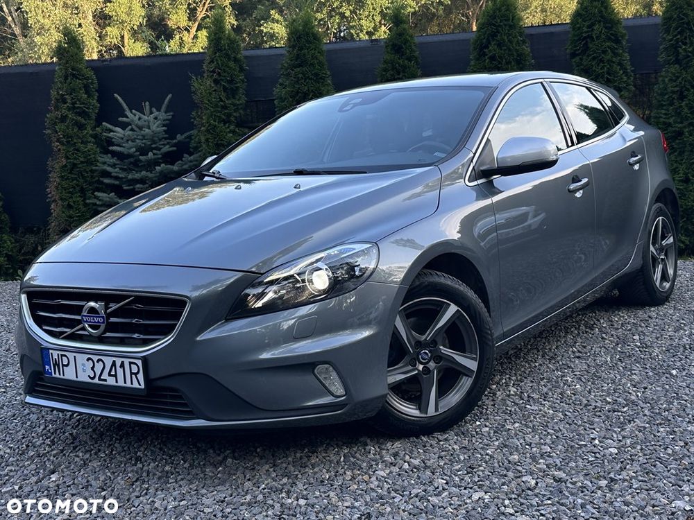 Volvo V40 D2 Drive-E R-Design Kinetic - 2