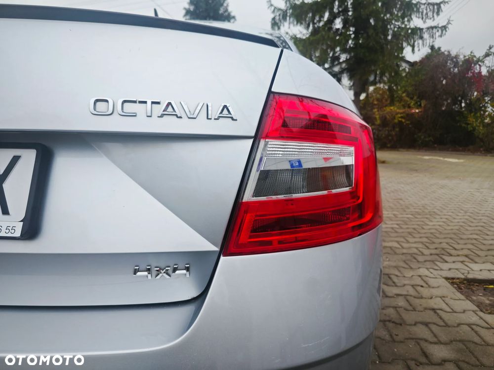 Skoda Octavia 2.0 TSI 4x4 Style DSG - 19