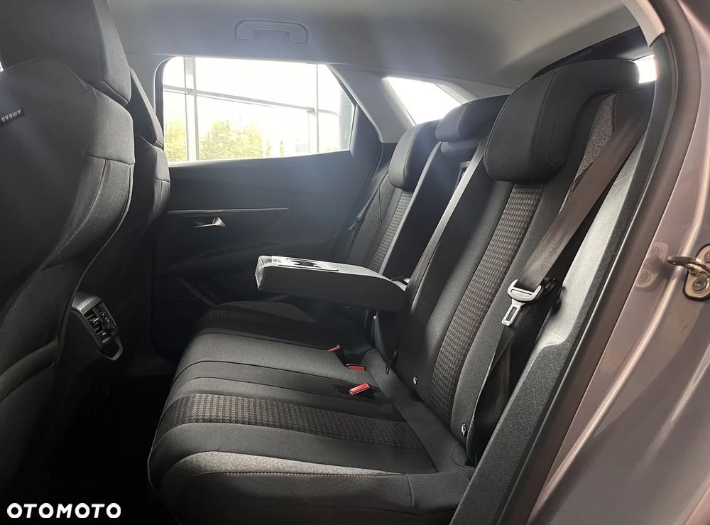 Peugeot 3008 1.5 BlueHDi Allure S&S - 23