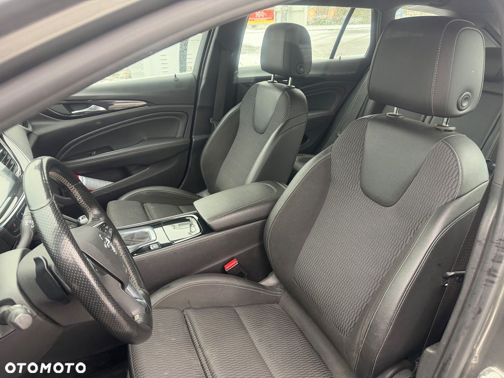 Opel Insignia 2.0 BiTurbo 4x4 Innovation - 14
