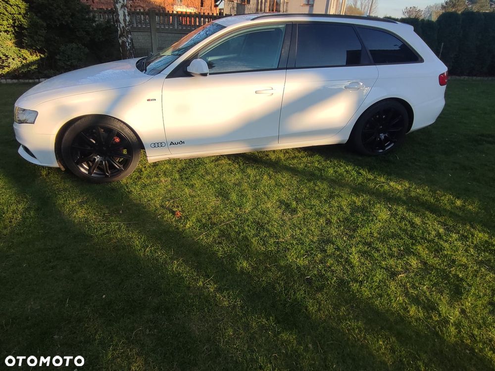 Audi A4 Avant 2.0 TDI - 9