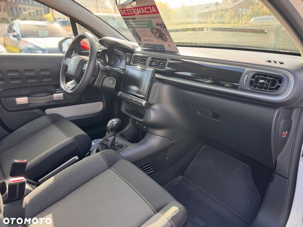 Citroën C3 1.2 PureTech Shine - 28