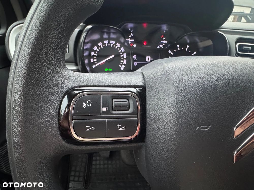 Citroën C3 1.2 PureTech Shine - 32