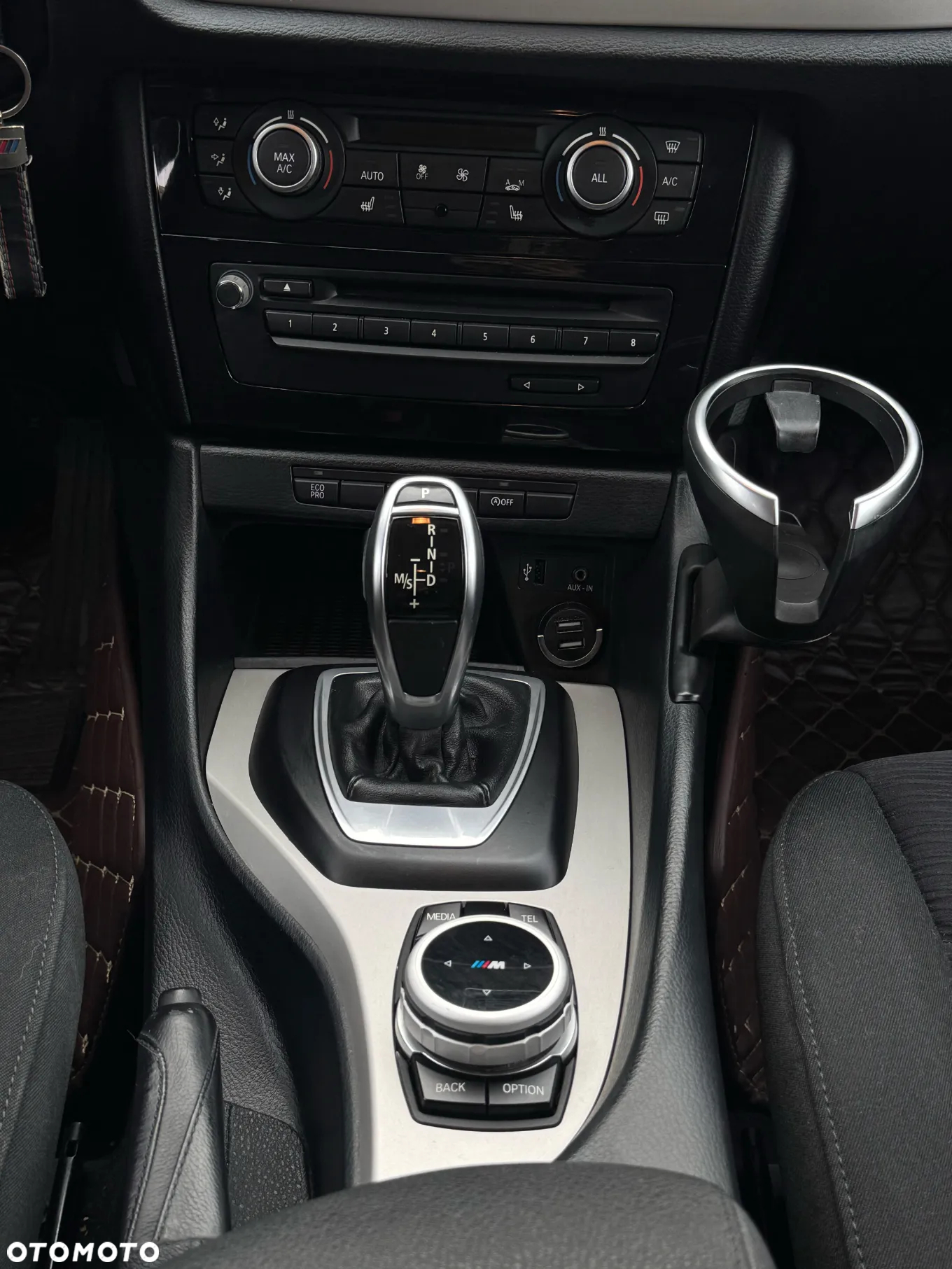 BMW X1 sDrive18d - 14