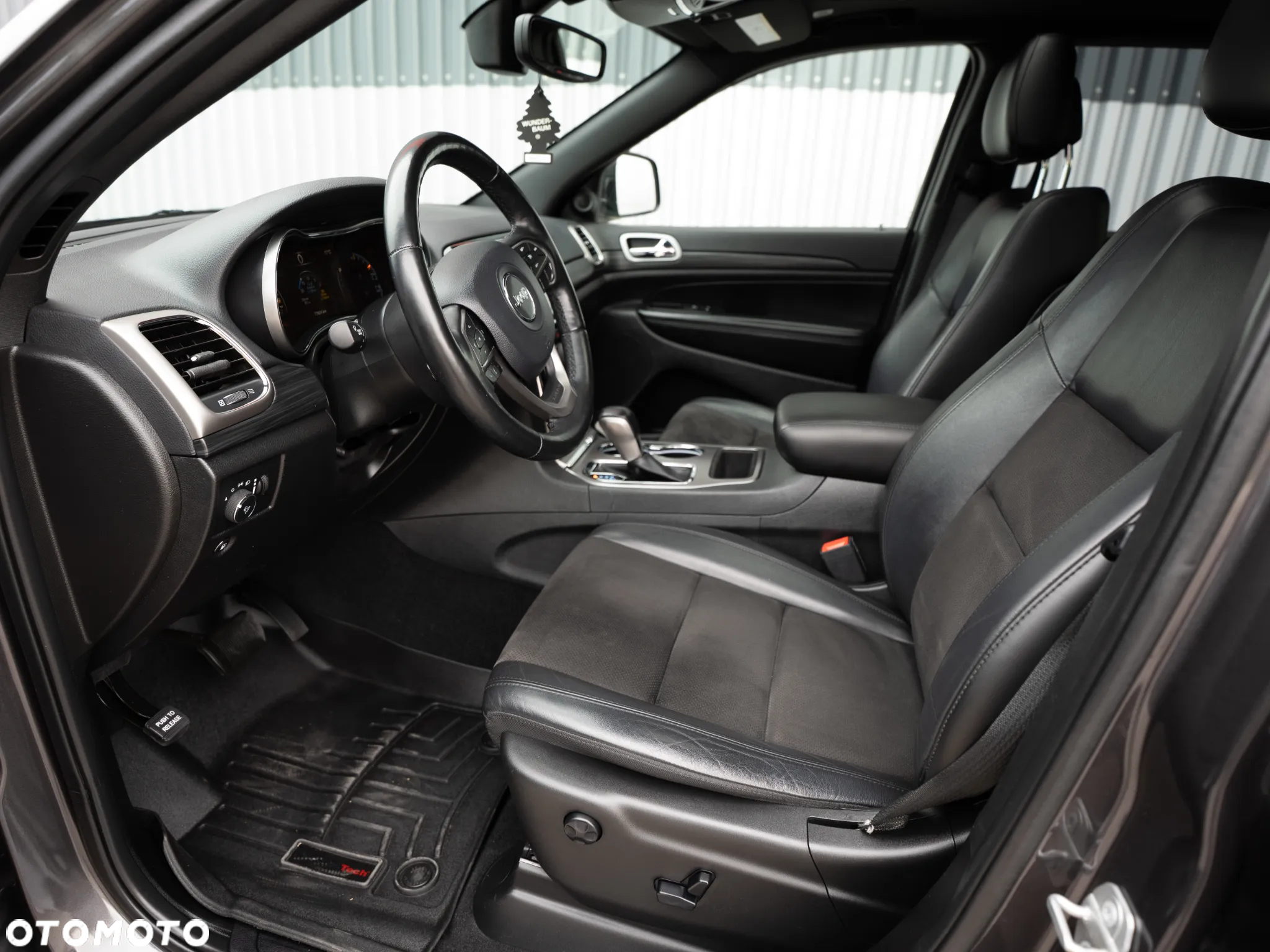Jeep Grand Cherokee 3.6 V6 Laredo - 21
