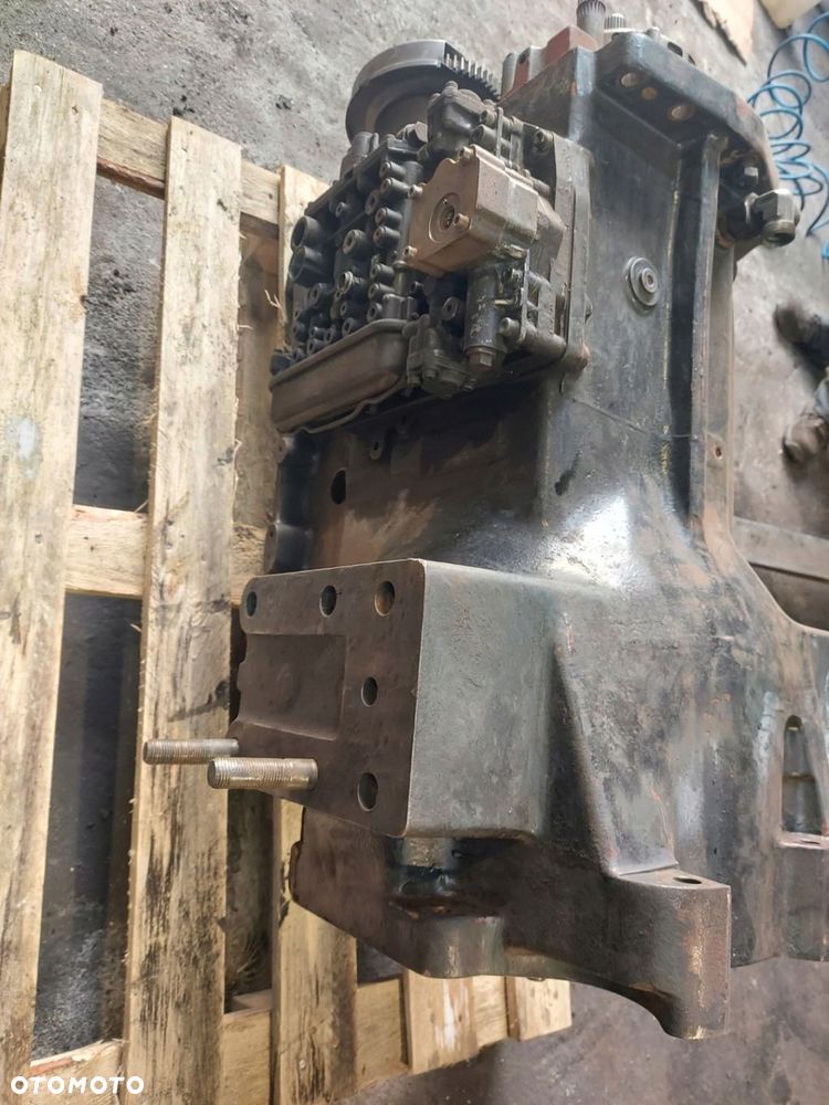 SKRZYNIA BIEGÓW SEMI POWERSHIFT 2093419012J 290702 GG30W CASE 9080 2003R - 2