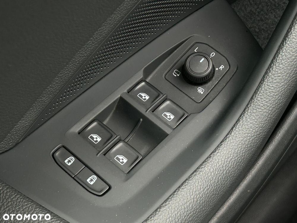 Skoda Superb 1.5 TSI L&K DSG - 19