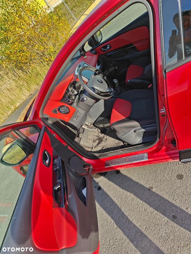 Renault Clio 0.9 TCe Limited - 9