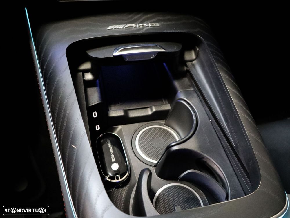Mercedes-Benz E 53 AMG Hybrid 4Matic+ - 41