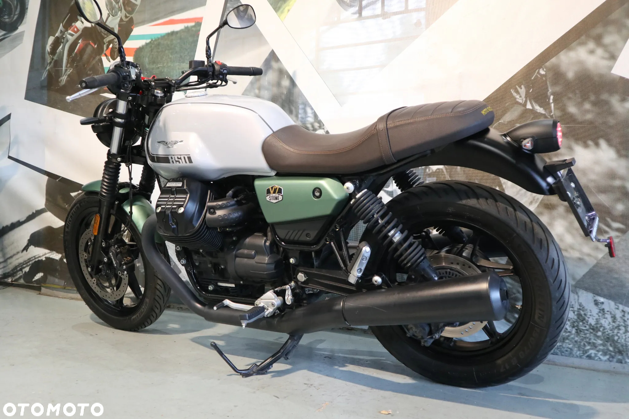 Moto Guzzi V7 - 6