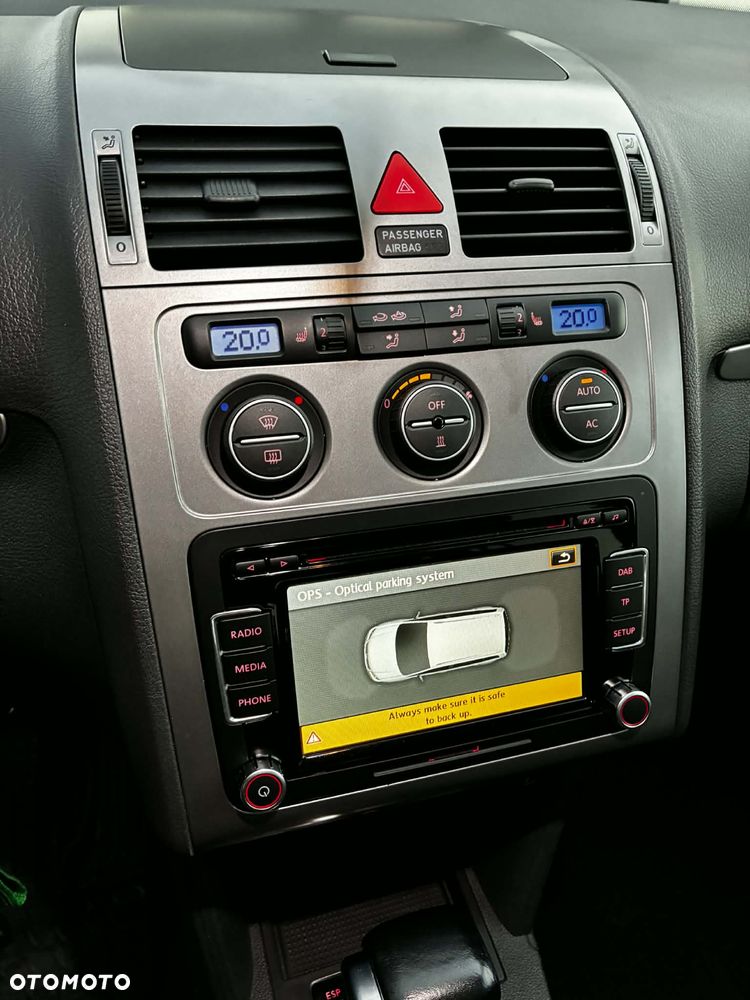 Volkswagen Touran 1.4 TSI Highline DSG - 16